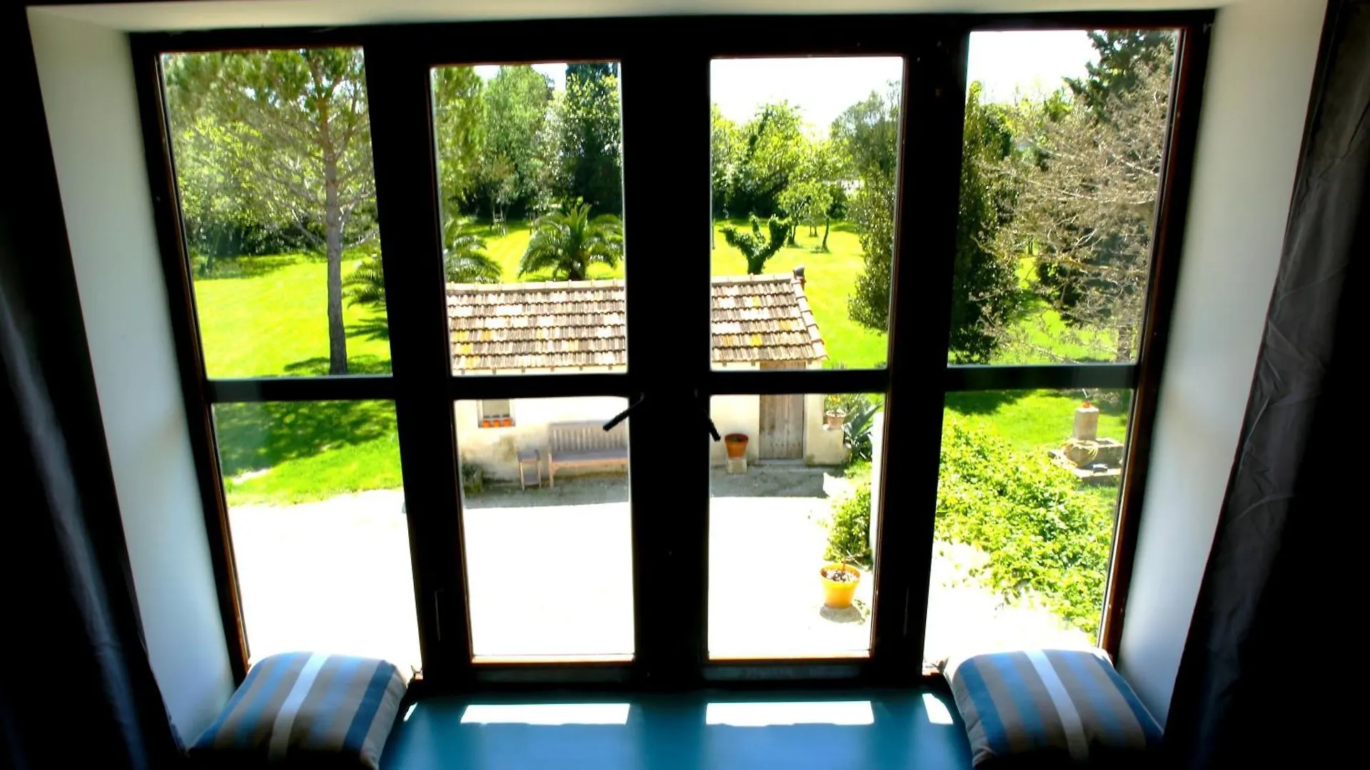Bed and Breakfast Mas de Bouvet en Camargue à Albaron 0*,  France