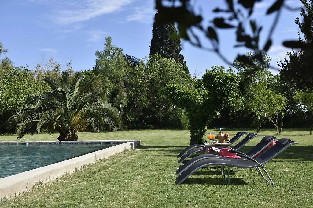 Mas De Bouvet En Camargue Bed & Breakfast Albaron