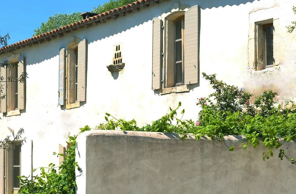 Bed and Breakfast Mas de Bouvet en Camargue à Albaron 0*,